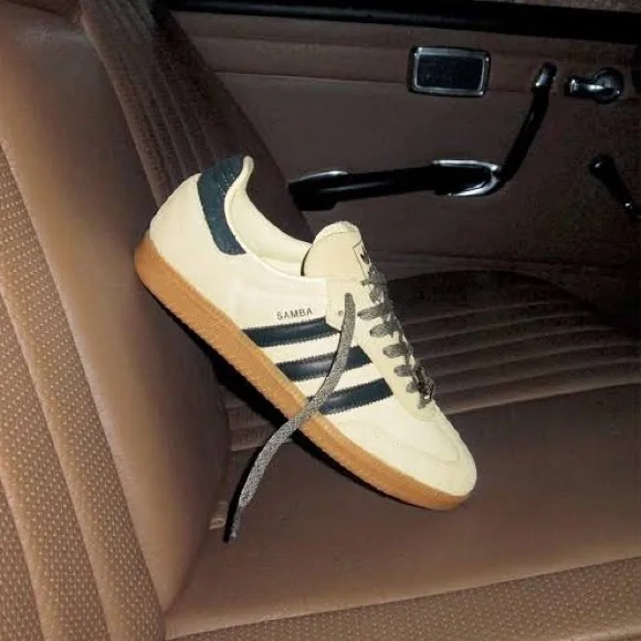 Adidas Originals Samba Kids’ Warm Vanilla/Night Indigo Gum (GS) Sneaker—K2 - Picture 1 of 14